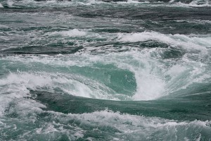 640px-Naruto_Whirlpools_taken_4-21-2008